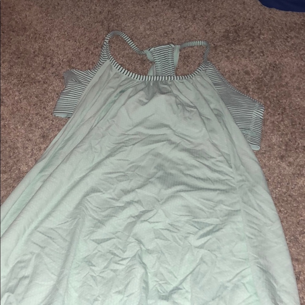 Lululemon Tank Top- loose fitting w/ built in bra